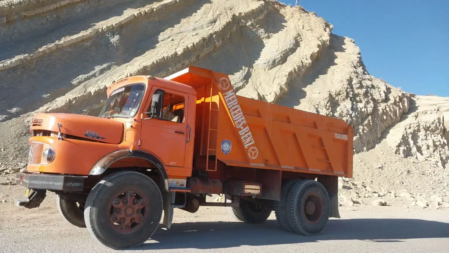 بنز تک کمپرسی مدل ۸۷|خودرو سنگین|لردگان, |دیوار