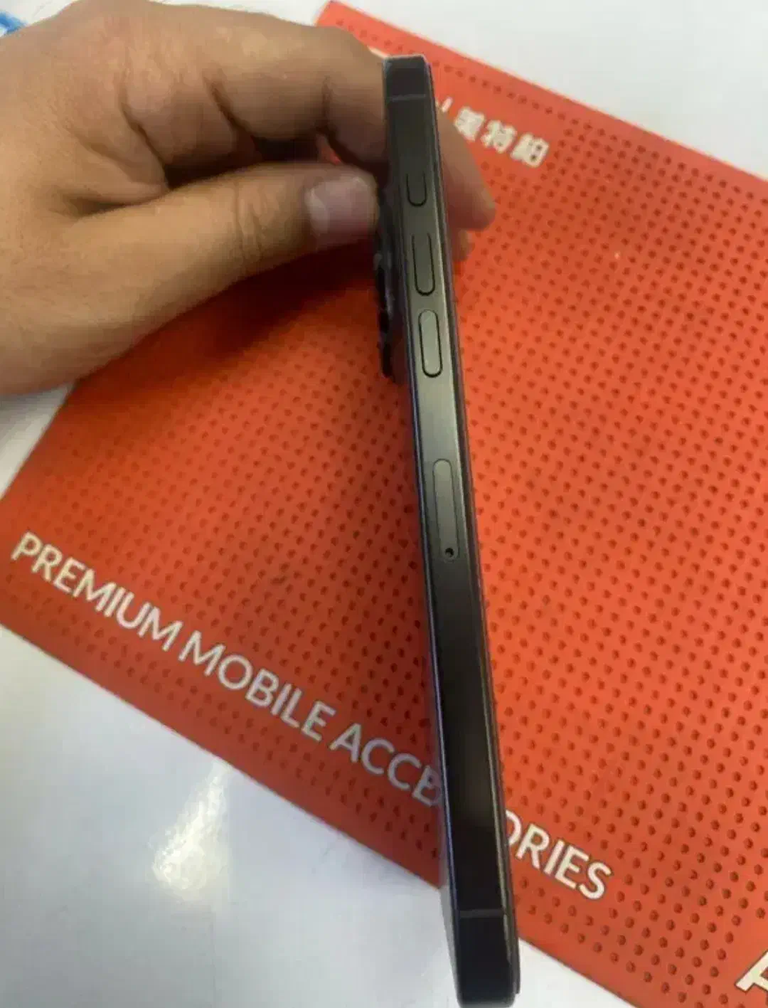 آیفون iphone 16 pro باتری 100 کلا 16 بار شارژ|موبایل|شیراز, قدوسی غربی|دیوار
