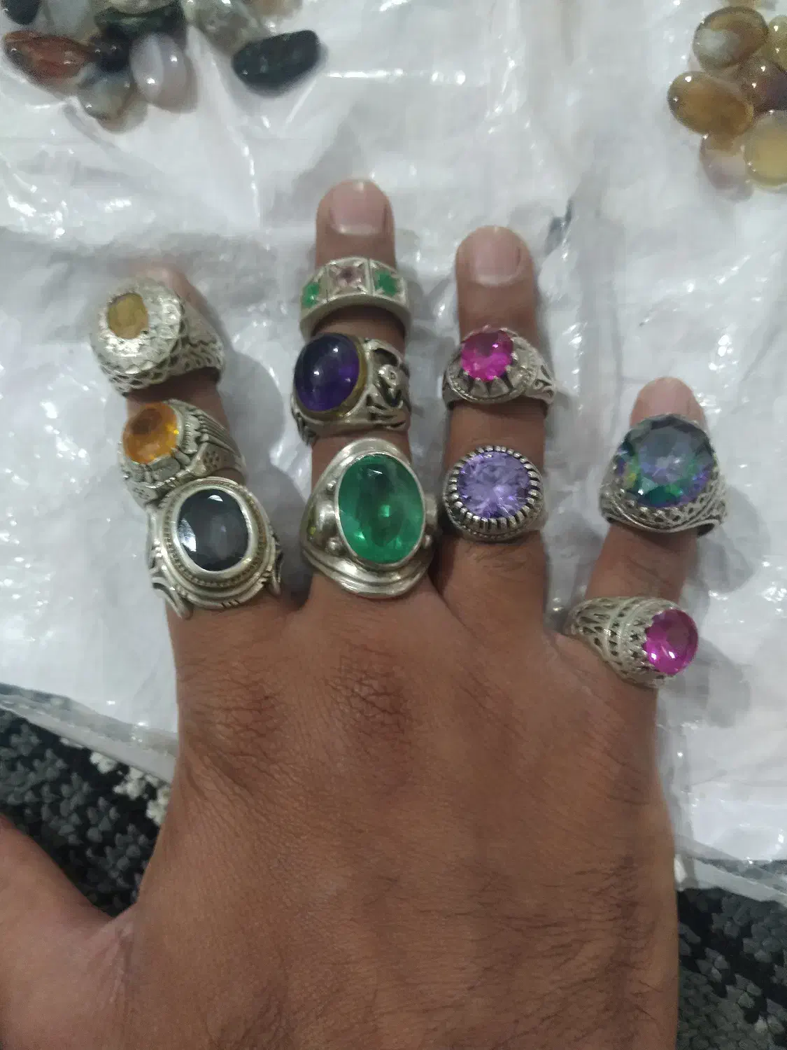 نزدیک به ۴کیلو انگشتر نقره فروشی|جواهرات|گنبد کاووس, |دیوار