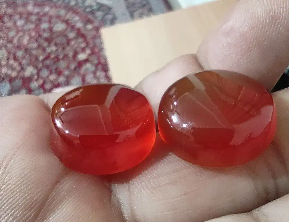 ۲ نگین معدنی انگشتر|جواهرات|گرگان, |دیوار