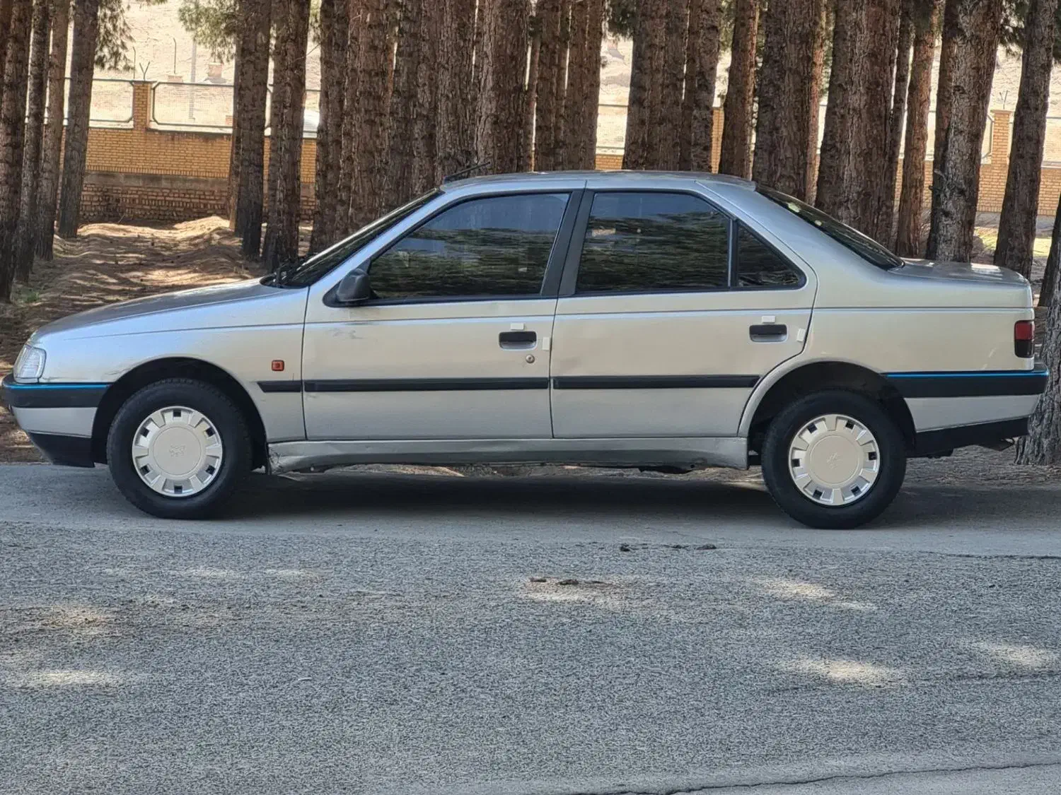 پژو 405 مدل 85|خودرو سواری و وانت|بیرجند, |دیوار