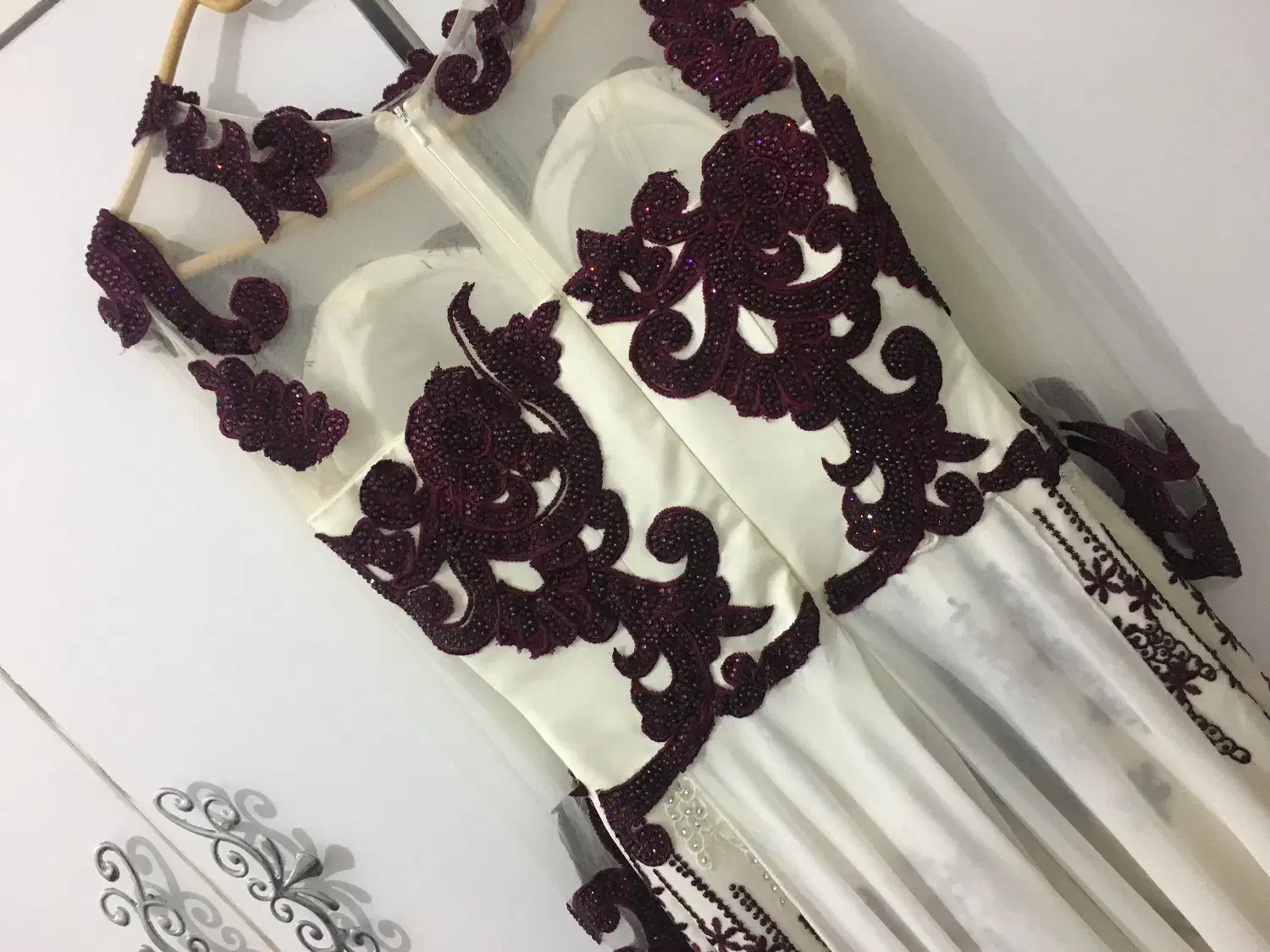 لباس مجلسی|لباس|جاسک, |دیوار