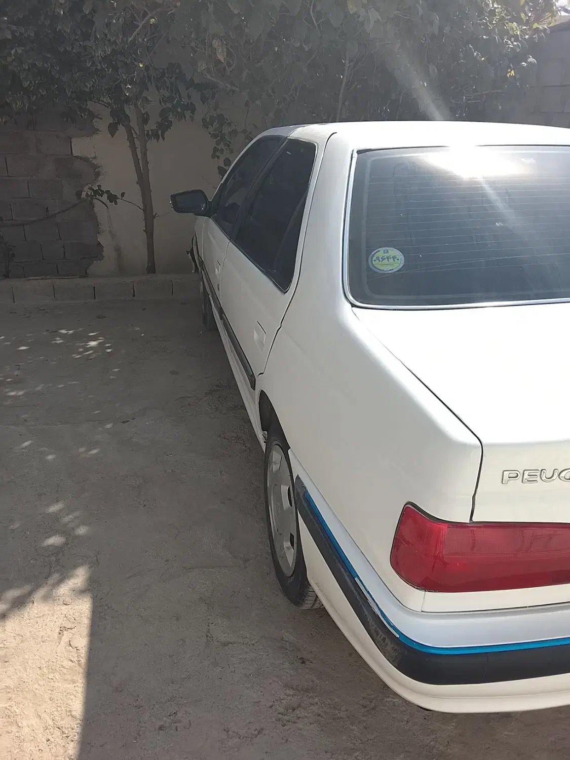 پژو پارس ۴۰۲|خودرو سواری و وانت|قشم, |دیوار