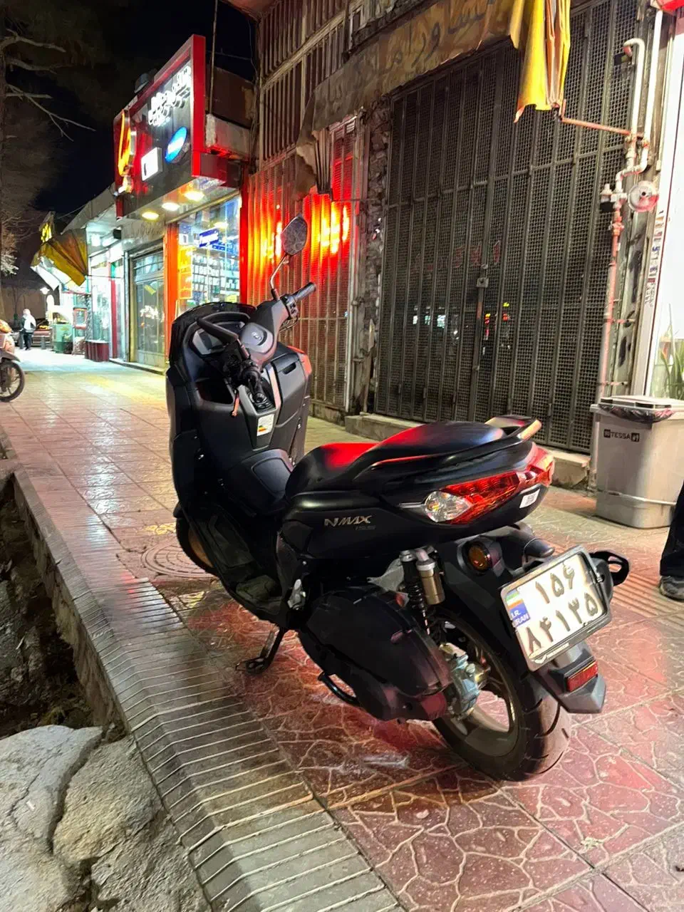 nmax|موتورسیکلت|اصفهان, شهریار|دیوار