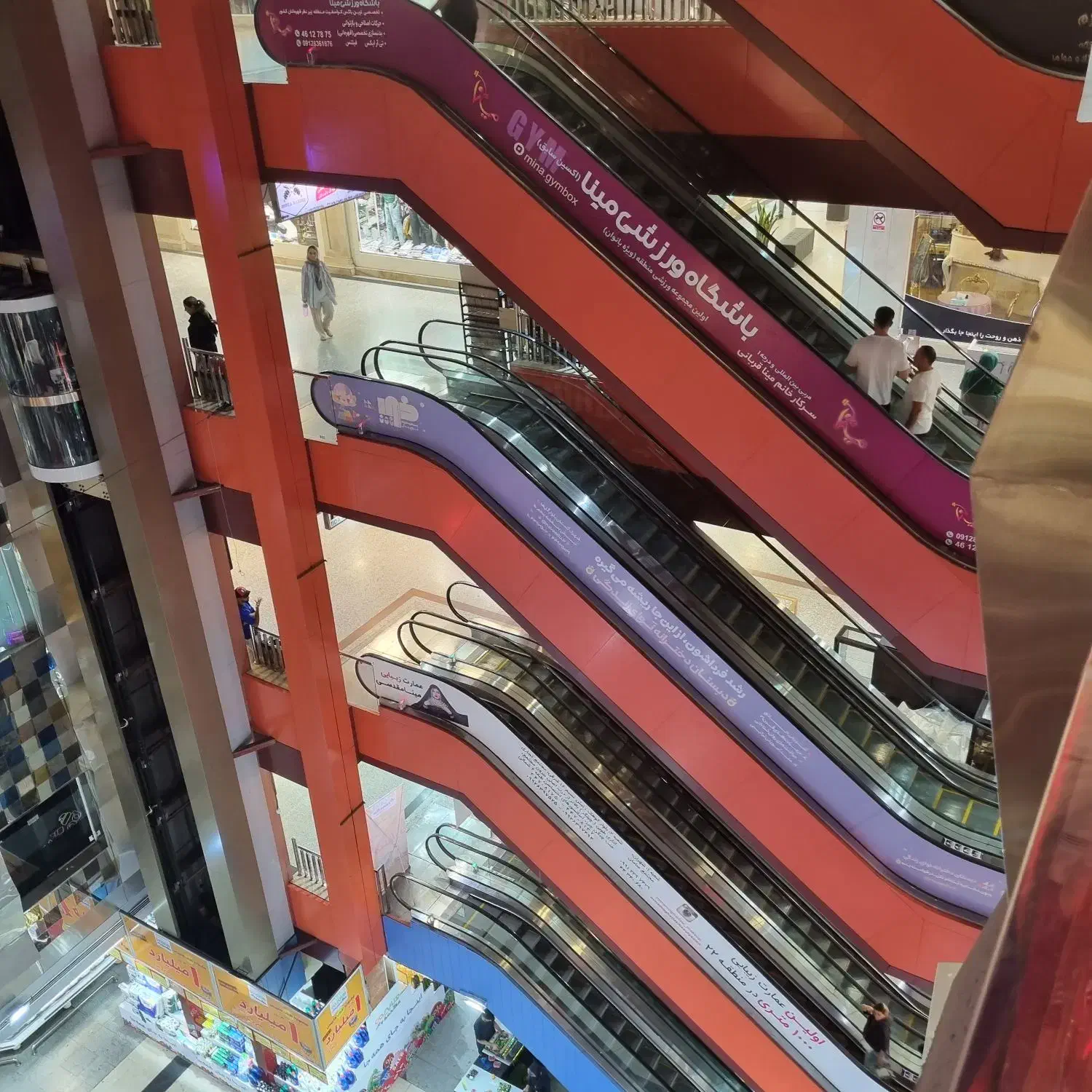 فروش تجاری در مجتمع تجاری طوبی چیتگر|فروش مغازه و غرفه|تهران, شهرک صدرا|دیوار