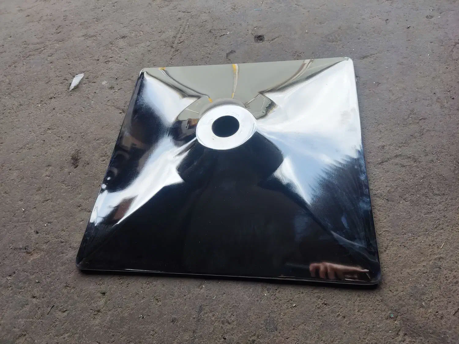 سینی چهار گوش صندلی های آرایشگری|آرایشگاه و سالن‌های زیبایی|ری, شهید غیوری (ابن باویه)|دیوار