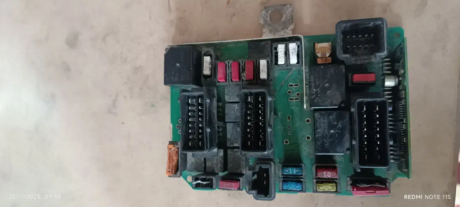 لوازم برقی ۲۰۶|قطعات یدکی و لوازم جانبی|اصفهان, سرشبادران|دیوار