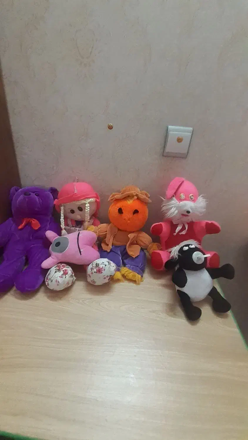 عروسک|اسباب‌بازی بچه|تبریز, |دیوار