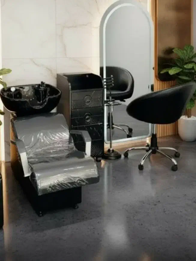 آینه چراخ دار صندلی اصلاح تخت کمد صندلی ناخن|آرایشگاه و سالنهای زیبایی|مراغه, |دیوار