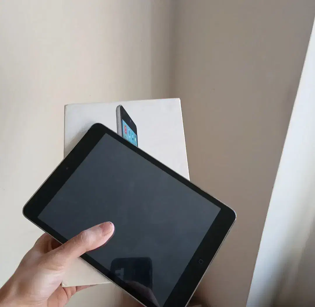 ipad mini (wifi)|تبلت|تهران, میرداماد|دیوار