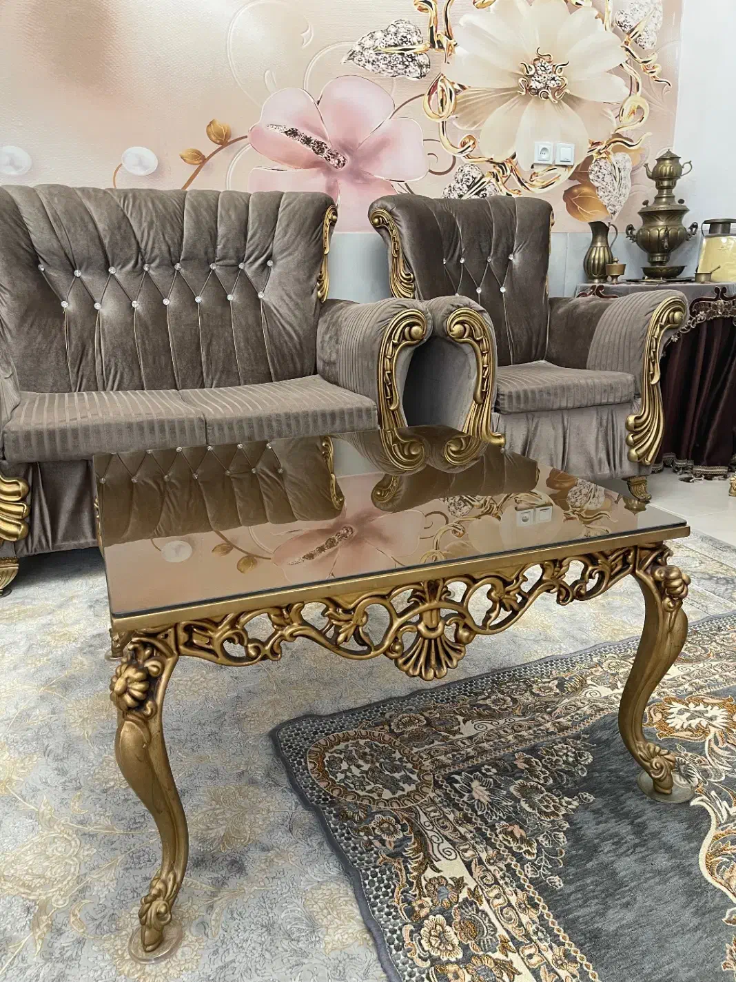 مبل ۷نفره و میز|مبلمان خانگی و میز عسلی|هشتگرد, مدرس|دیوار