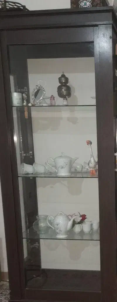 گنجه تمیز بدون خط خش|بوفه، ویترین، کنسول|قوچان, |دیوار