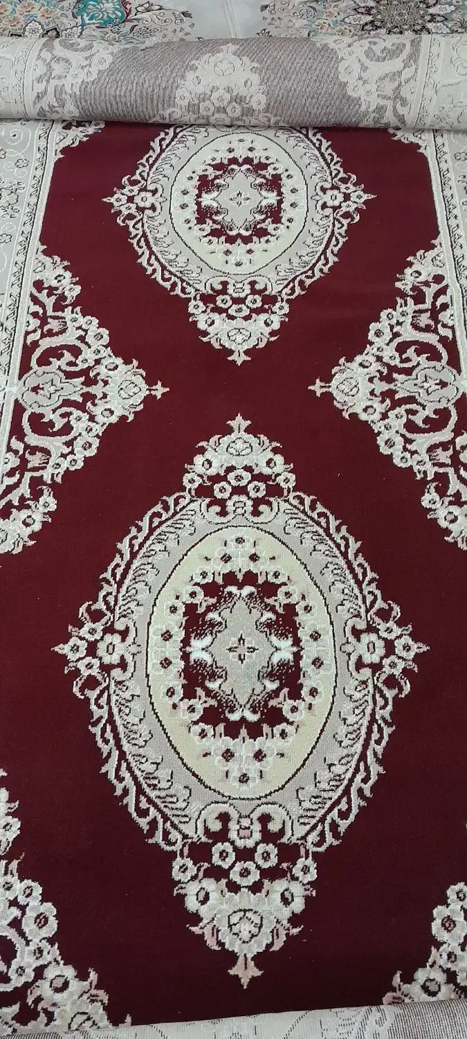 کناره|فرش|سبزوار, باهنر|دیوار