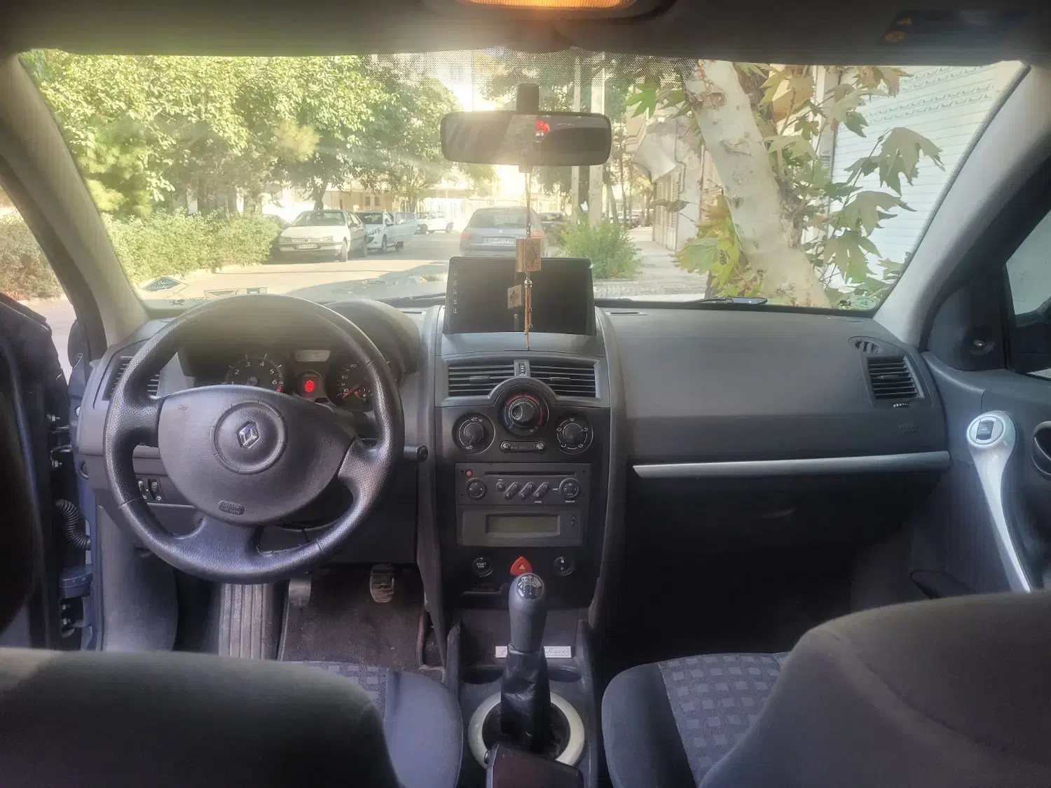 مگان بدون رنگ  استثنایی و شاستی ها پلمپ|خودرو سواری و وانت|مشهد, شاهد (شهرک غرب)|دیوار