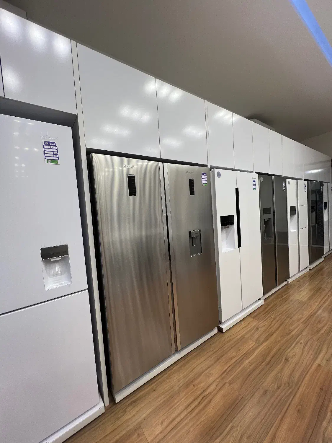 ساید بای ساید فقط ۷۳/۸۰۰ همراه با یک جاروبرقی هدیه|یخچال و فریزر|آق قلا, |دیوار