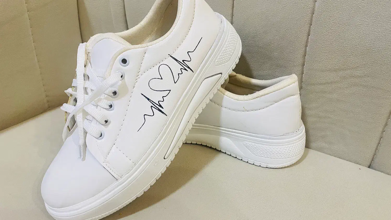 کفش|کیف، کفش، کمربند|یزد, |دیوار