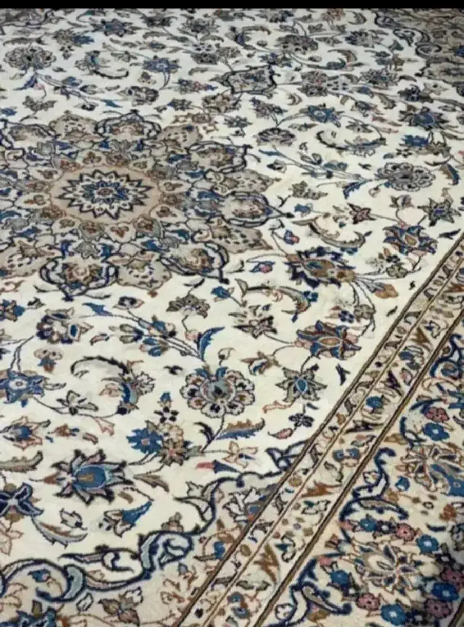 ۳ تخته فرش/دستبافت کاشان/۹متری/رنگ کرم|فرش|تهران, نارمک جنوبی|دیوار