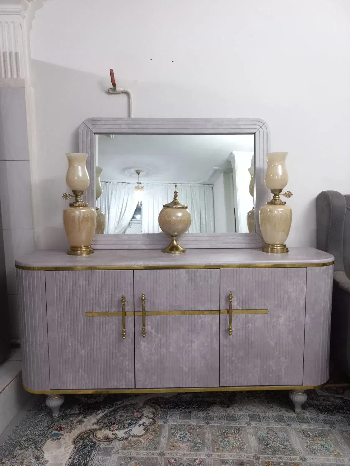 آینه کنسول و میزتلویزیون و جاکفشی ست هم(توضیحات)|بوفه، ویترین، کنسول|فردیس, قریشی|دیوار