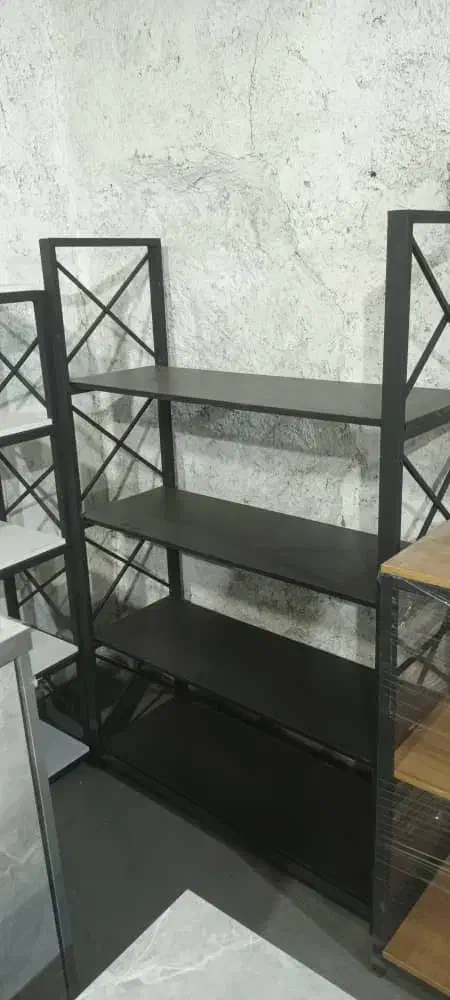 شلف و کتابخانه|کتابخانه، شلف، قفسه‌های دیواری|اندیشه, اندیشه فاز ۴|دیوار