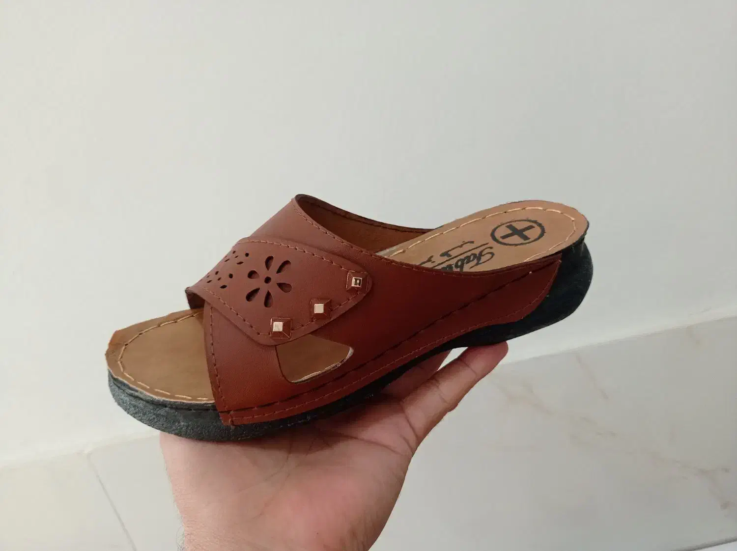 دمپایی عمده|کیف، کفش، کمربند|قم, الغدیر|دیوار