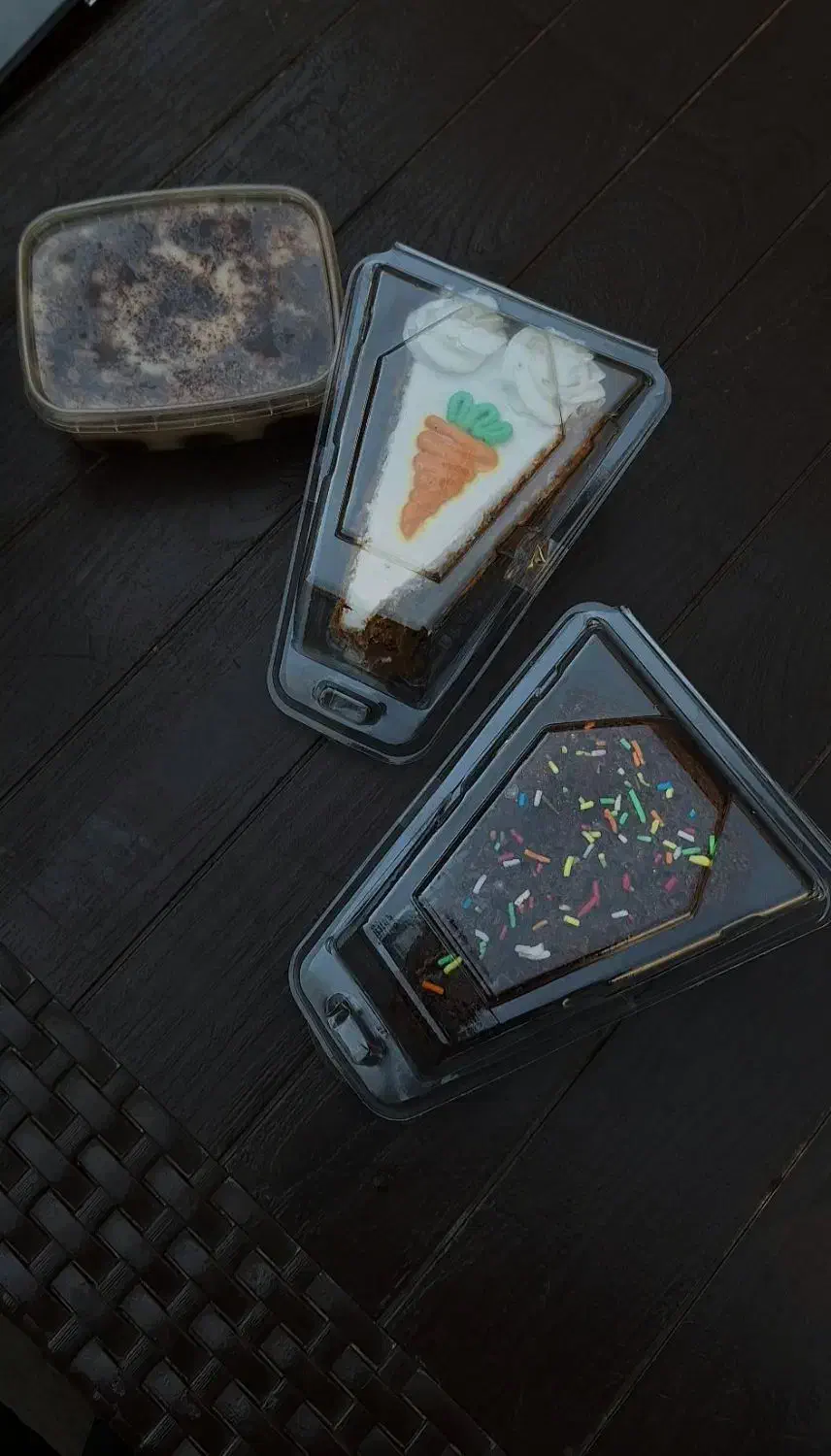 پخت کیک های کافه ای /آماده همکاری با تمامی کافه ها|خدمات پذیرایی، مراسم|تبریز, |دیوار