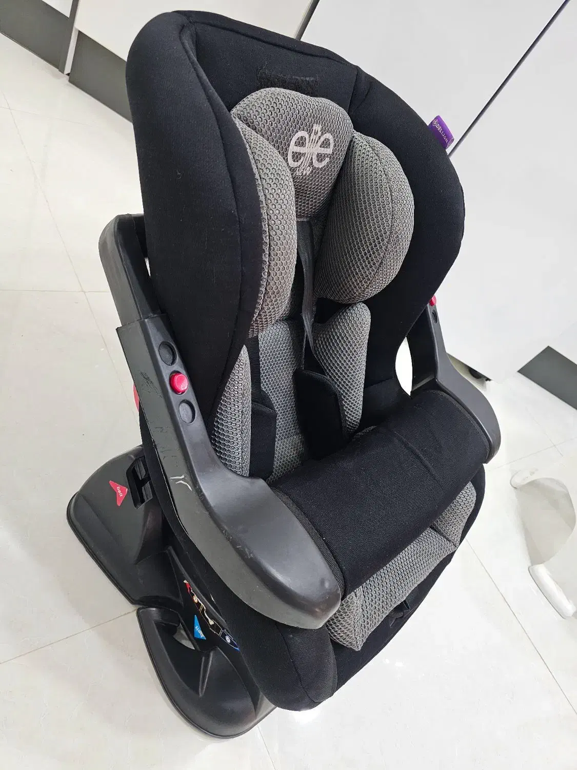 صندلی ماشین|تخت و صندلی بچه|گرمسار, |دیوار