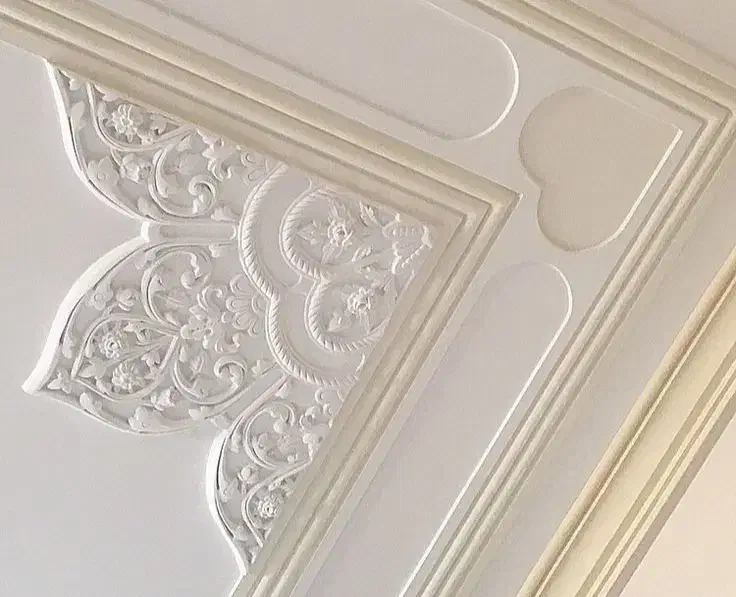 گچکاری گچبری لکه گیری، طرح و نقش|خدمات پیشه و مهارت|رامشیر, |دیوار