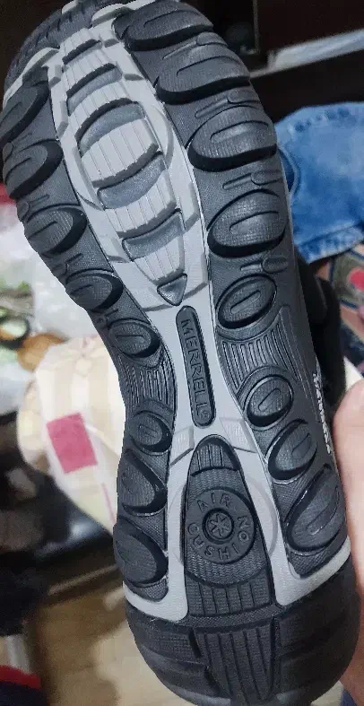 کفش نیم بوت برند مرل آمریکایی نو سایز ۴۴|کیف، کفش، کمربند|رشت, منظریه|دیوار