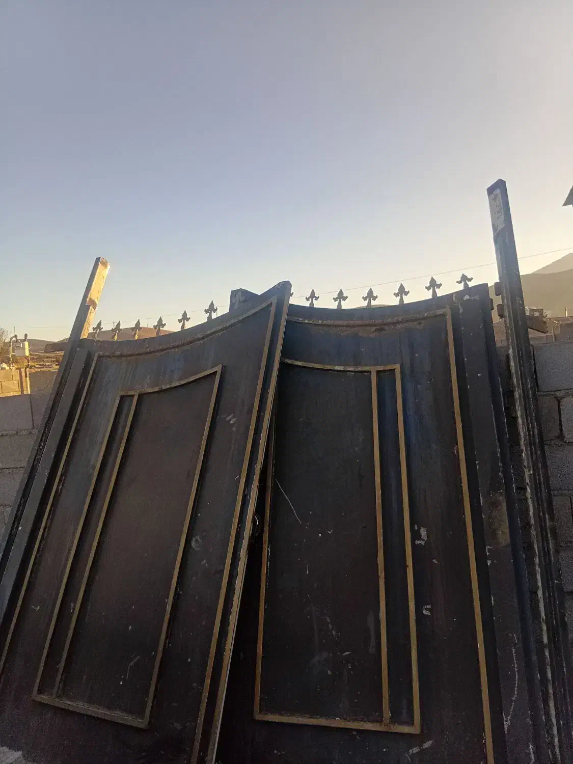 درب حیاط ویلایی|مصالح و تجهیزات ساختمان|سنقر, |دیوار