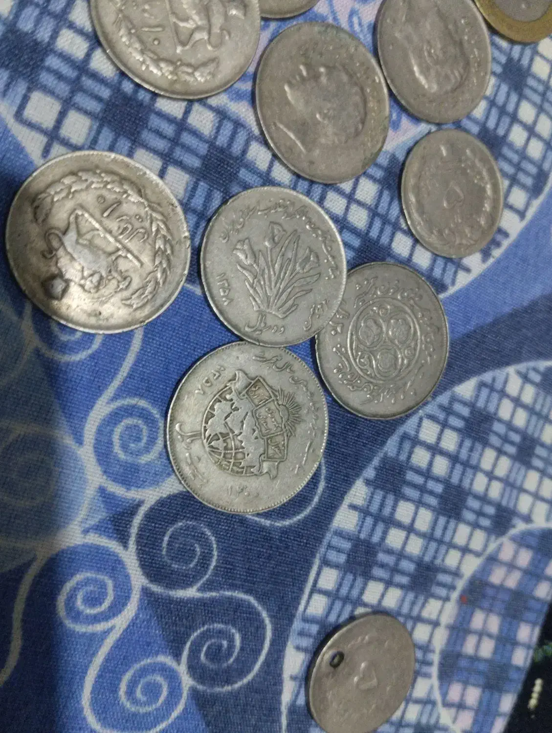 سکه قدیمی و کلکسیونی کمیاب|کلکسیون سکه، تمبر، اسکناس|مزرعه کتول, |دیوار