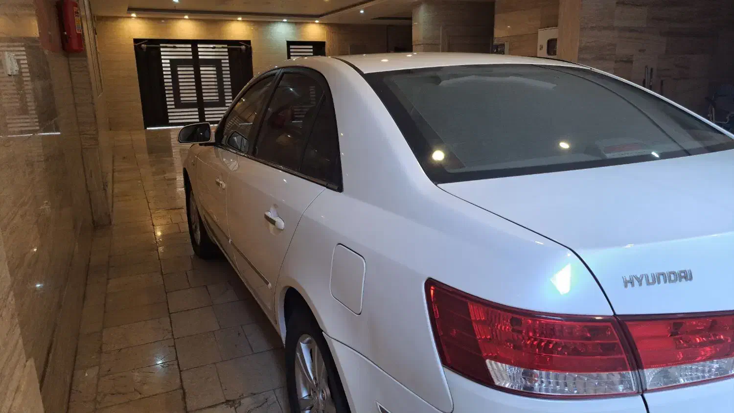 سوناتا2009سفید صدفی|خودرو سواری و وانت|ملک‌آباد, |دیوار