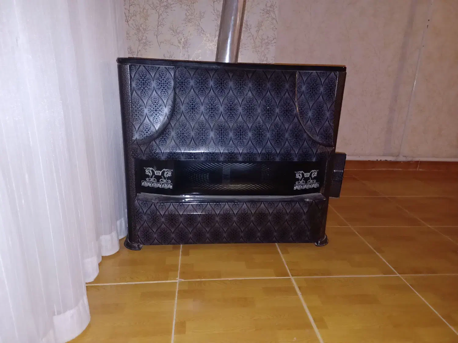 بخاری گازی سالم|بخاری، هیتر، شومینه|اهر, |دیوار