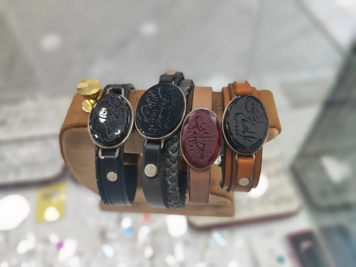 دستبنده امامان چرمه اصل قاب نقره حکاکی شده دستساز|زیورآلات و اکسسوری|محمدیه-قزوین, |دیوار