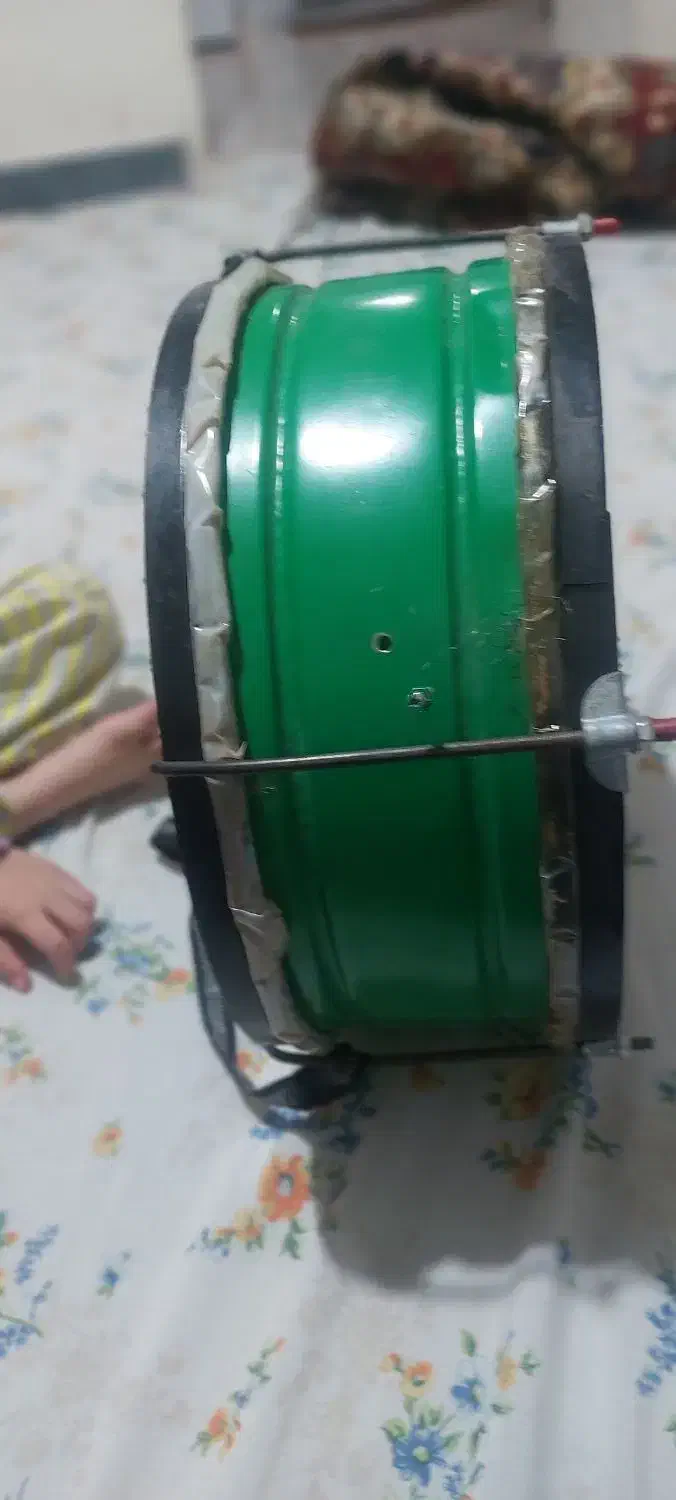 طبل قدیمی|درام و پرکاشن|تبریز, |دیوار