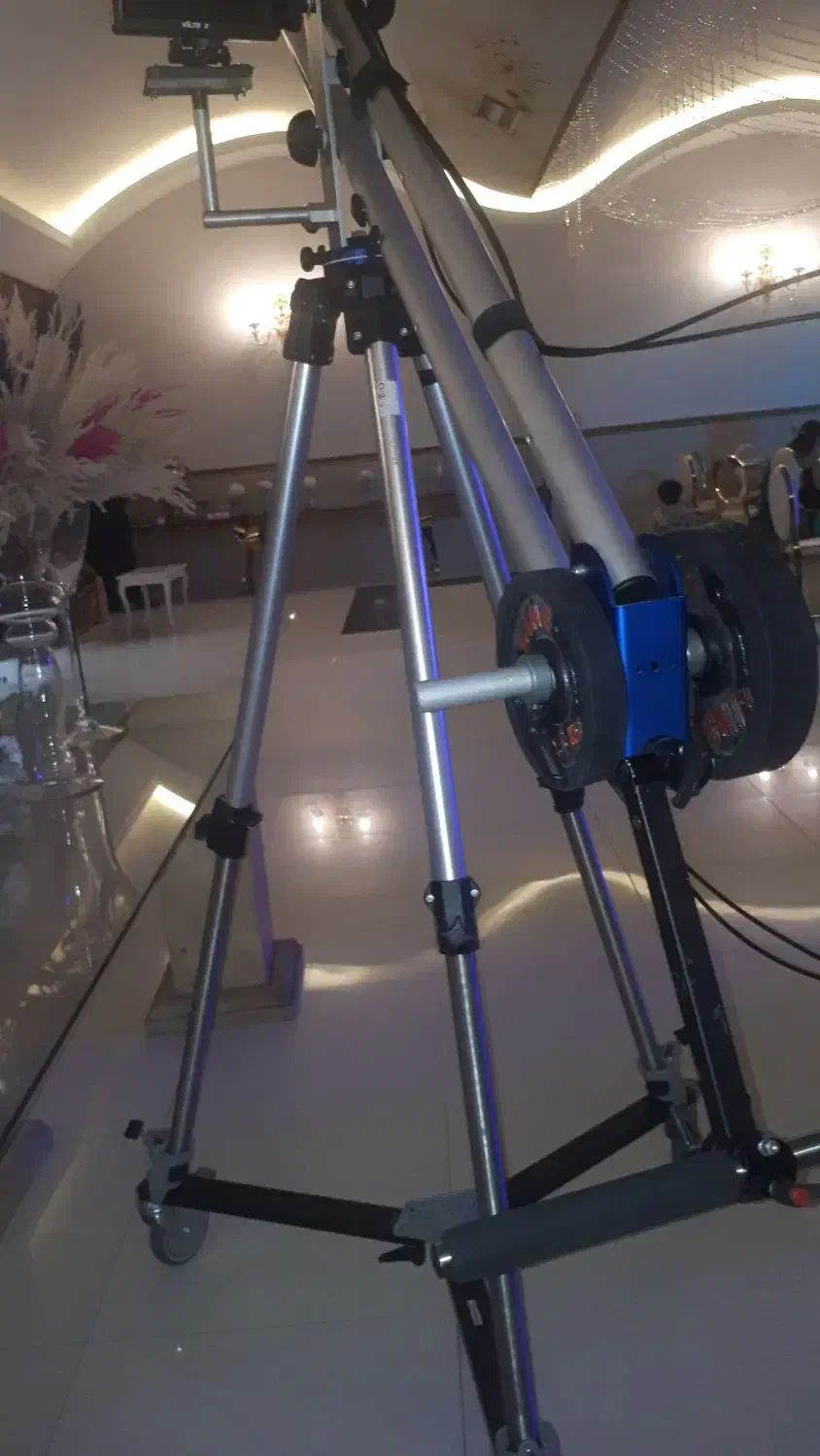 کرین کمبو در حد نو|دوربین عکاسی و فیلمبرداری|مشهد, شهرک امام هادی (شهرک غرب)|دیوار