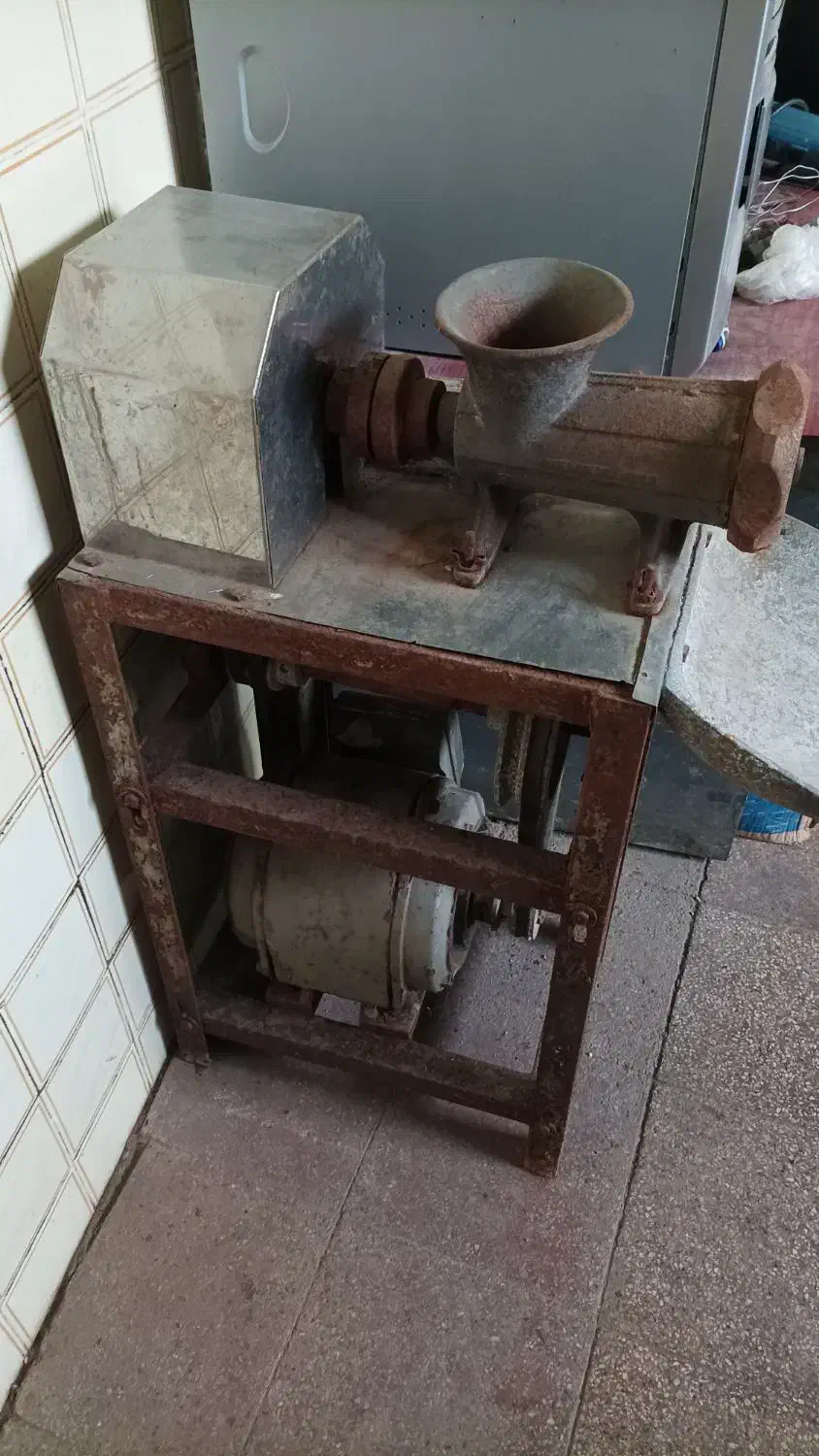 چرخ گوشت صنعتی|خردکن، آسیاب، غذاساز|گرمی, |دیوار