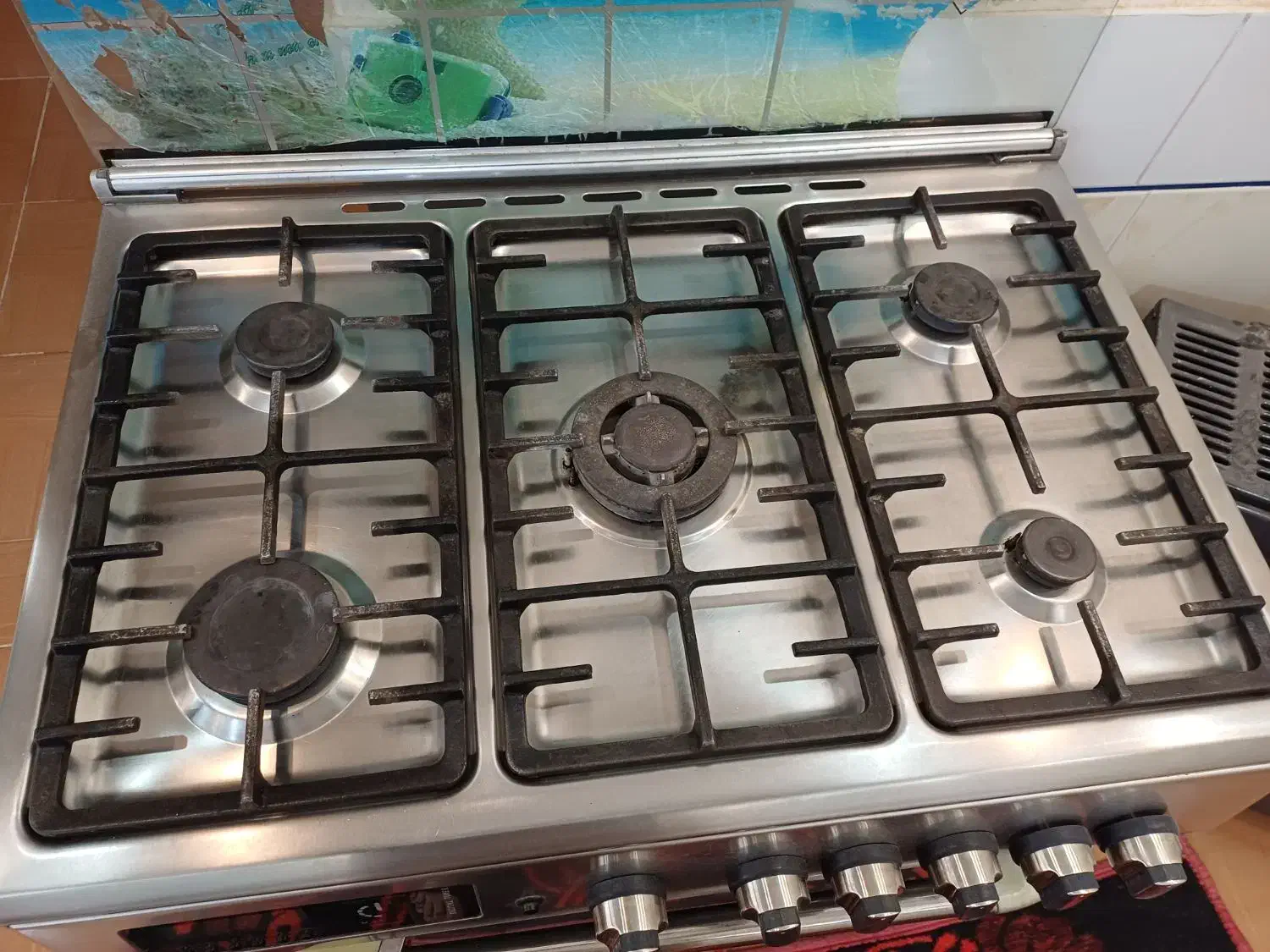 یک عدد اجاق گاز فر۵ شعله ویک عدد یخچال فریزر|اجاق گاز و لوازم برقی پختوپز|فولادشهر, B7|دیوار