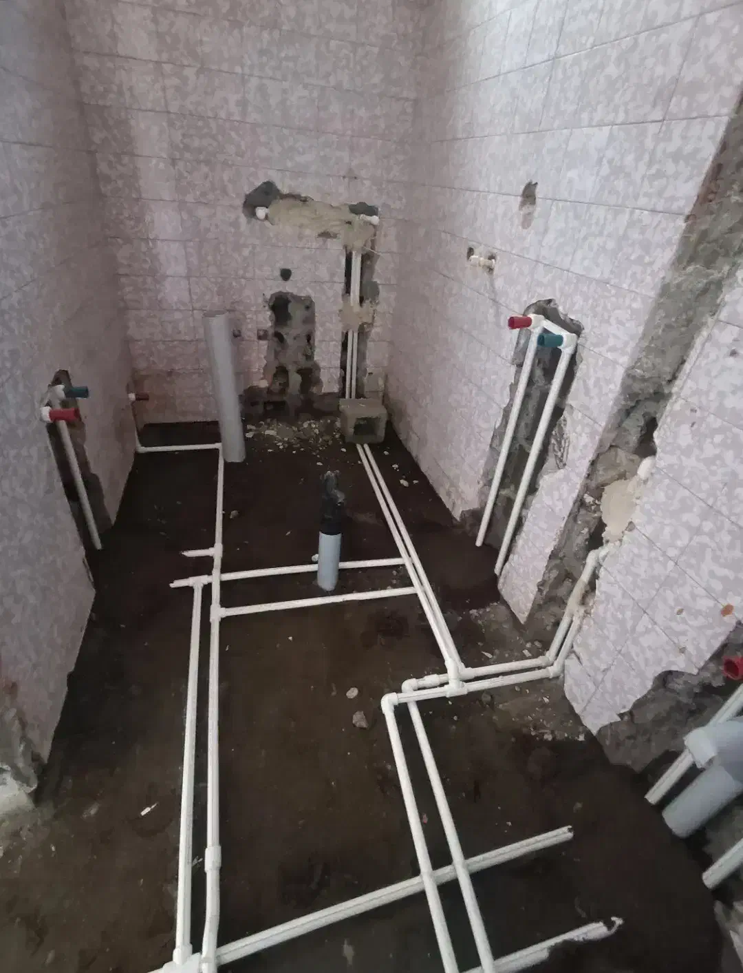 لوله کشی صفر تا صد تاسیسات ساختمان،آب،پکیچ،فاضلاب|خدمات پیشه و مهارت|فومن, |دیوار