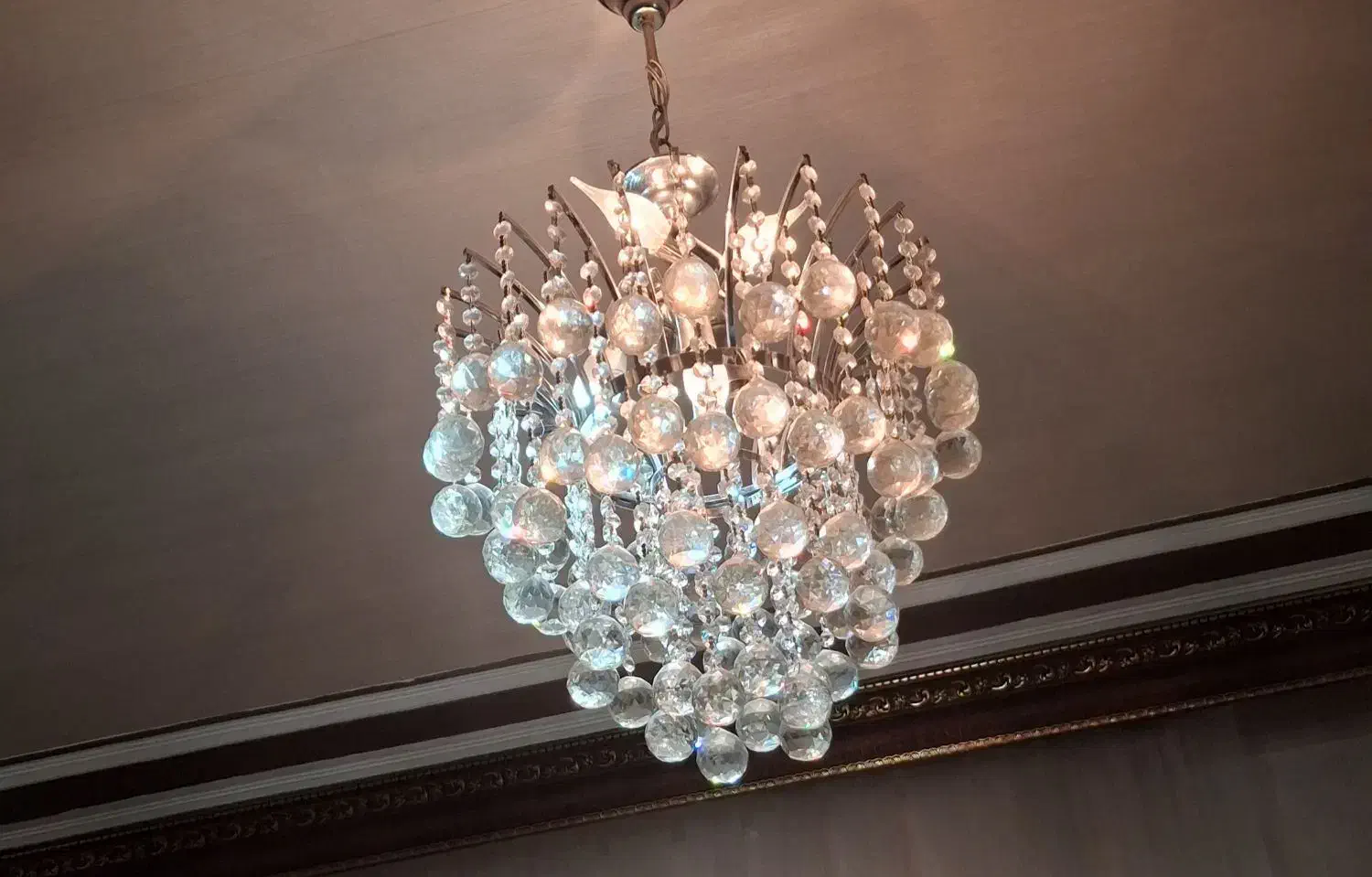 لوستر کریستالی|لوستر و چراغ آویز|فولادشهر, B6|دیوار