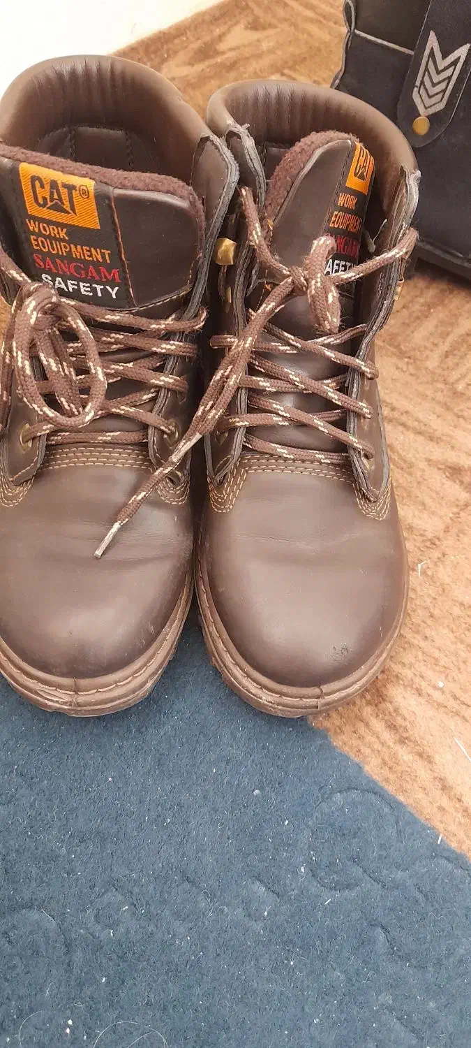 نیم بوت ۲۰۰ تومان|کیف، کفش، کمربند|فولادشهر, مسکن مهر فولادشهر|دیوار