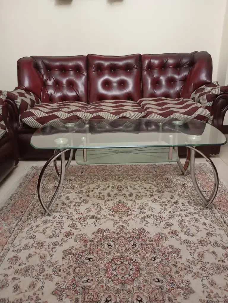 مبل راحتی همراه با میز شیشه ای|مبلمان خانگی و میز عسلی|تهران, شیخ هادی|دیوار