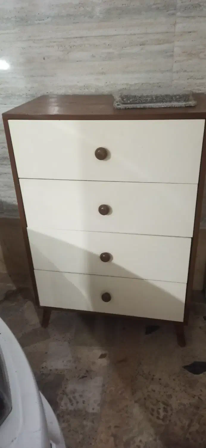 کمد|جاکفشی، کمد، دراور|رشت, دیانتی|دیوار