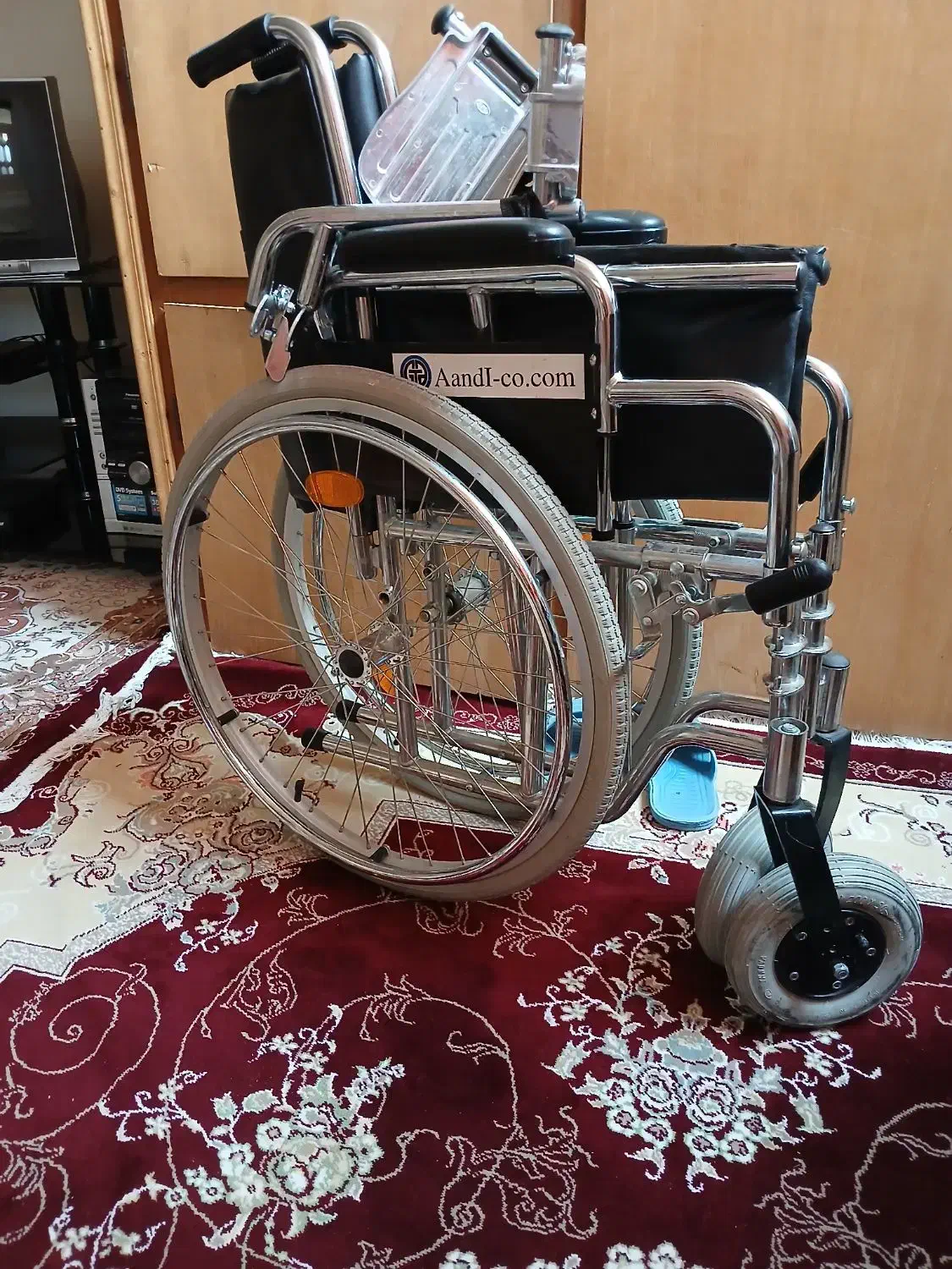 اجاره ویلچر تخت وتشک مواج واکر عصا کپسول اکسیژن|آرایشی، بهداشتی، درمانی|شهرکرد, |دیوار