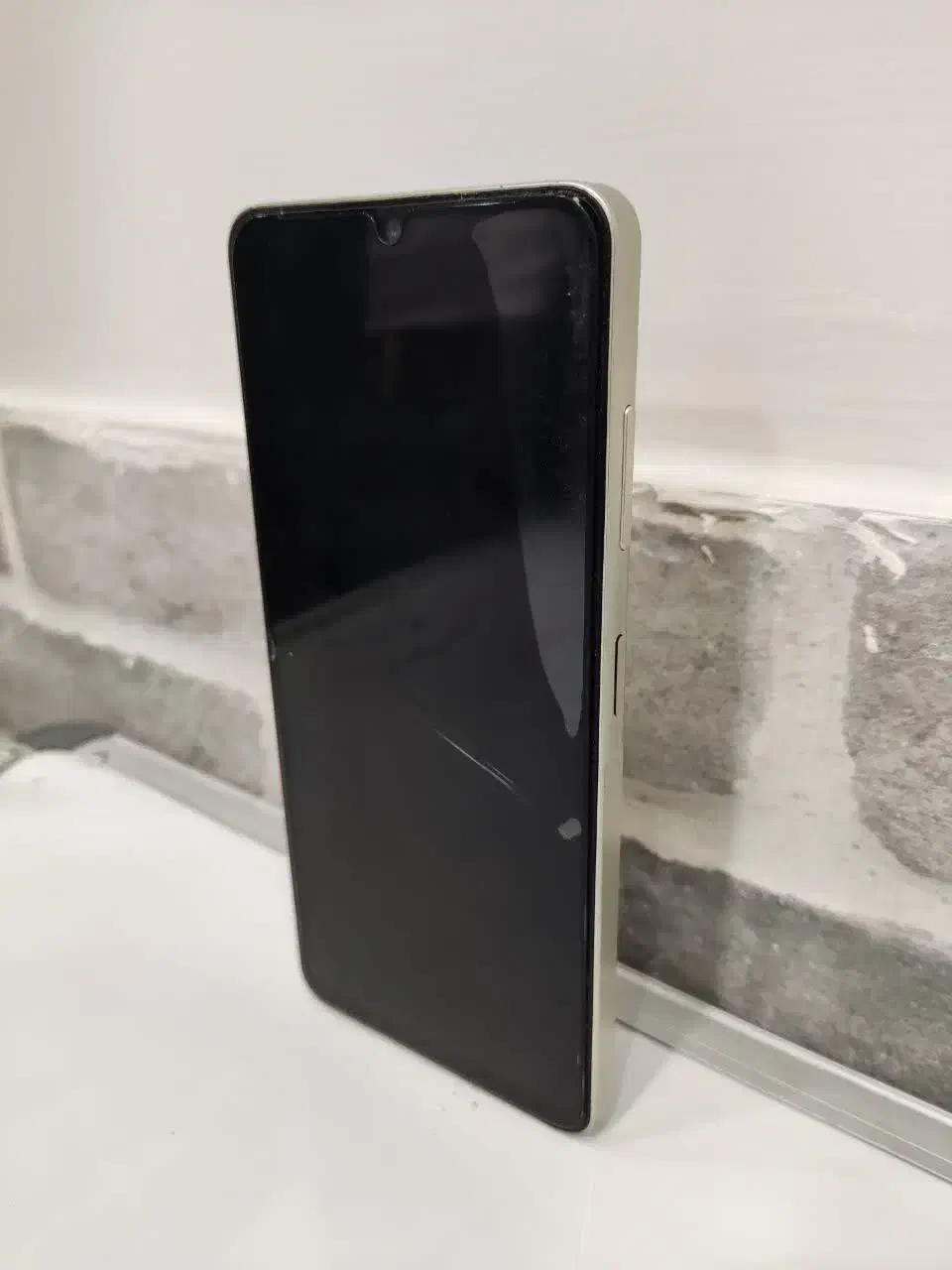 گوشی a06|موبایل|قم, دورشهر|دیوار