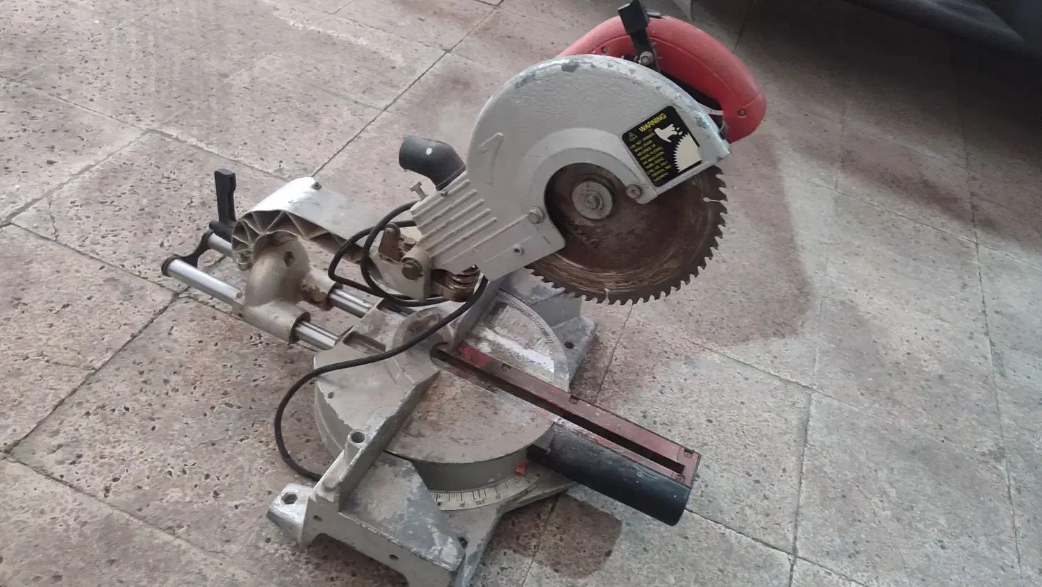 فارسی بر|ابزارآلات|تبریز, |دیوار