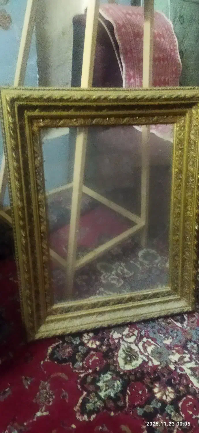 کفش وپیستوله رنگ وقاب عکس|تابلو، نقاشی، عکس|یزد, |دیوار