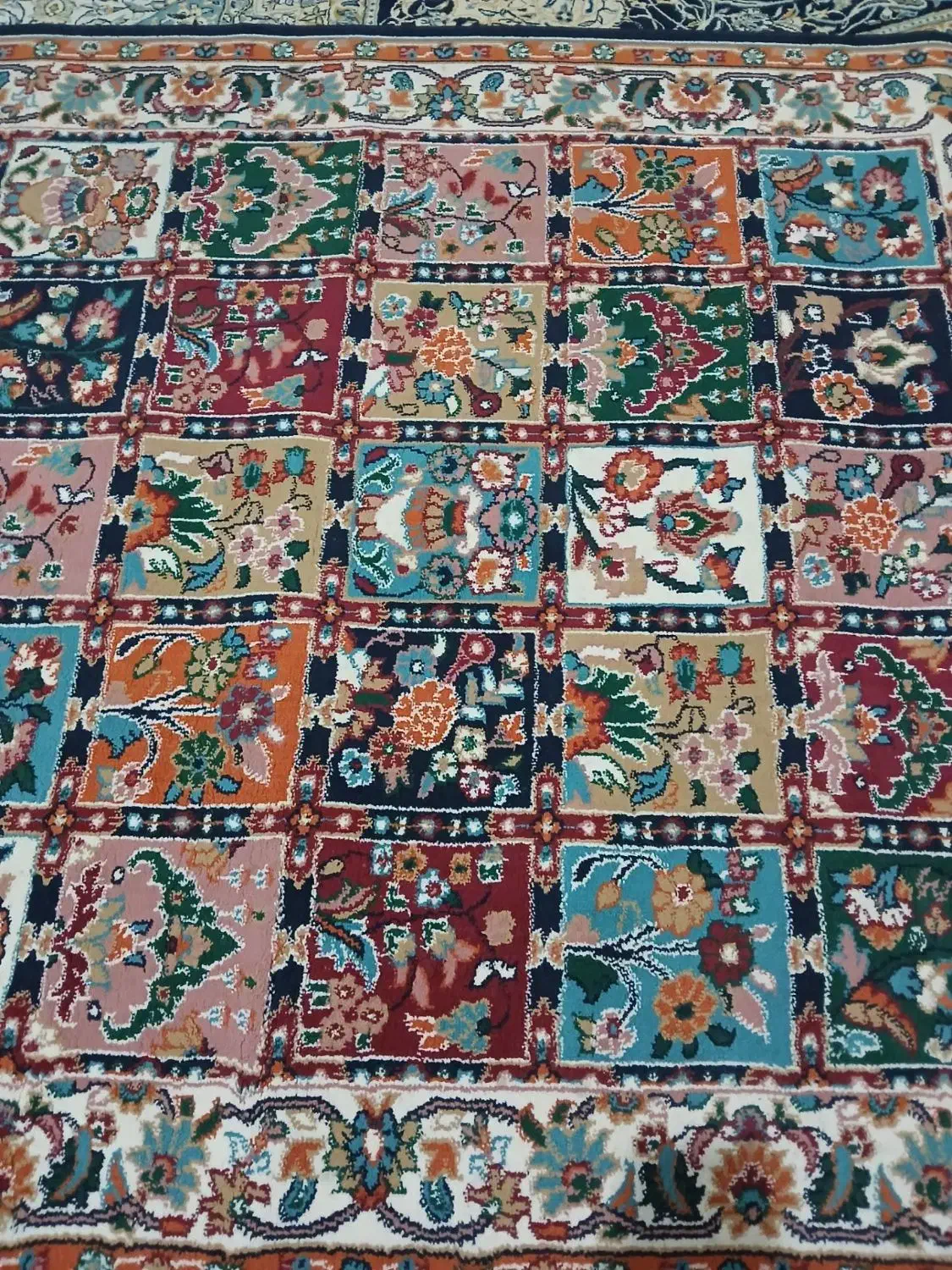 قالیچه نو سالم بدون هیچ سوختگی|فرش|شهرآباد, |دیوار