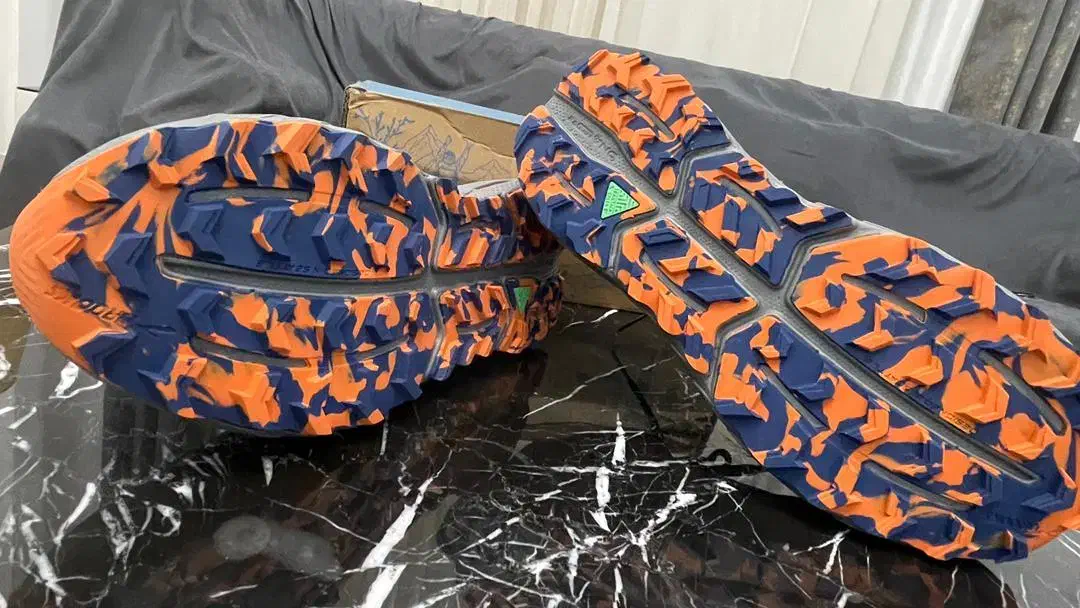 کتونی اورجینال بروکس آمریکایی زیر قیمت فروشگاه|کیف، کفش، کمربند|رشت, منظریه|دیوار