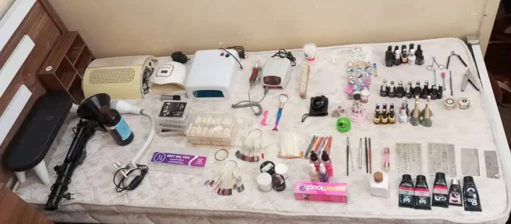 لوازم آرایشی وزیبایی|آرایشی، بهداشتی، درمانی|قرچک, پویینک|دیوار