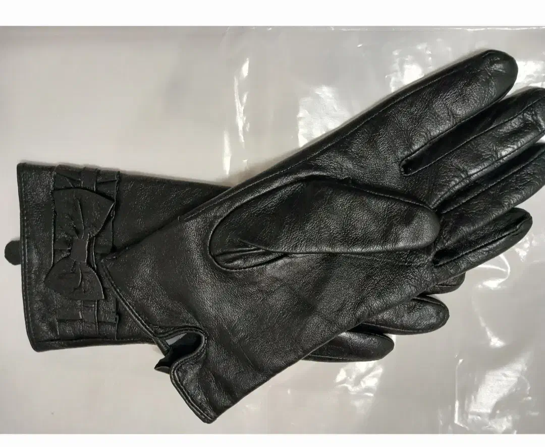 دستکش چرم اصل سایز M|کیف، کفش، کمربند|رشت, انصاری|دیوار